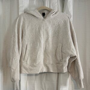 Cozy Gray Cropped Zip-Up Hoodie